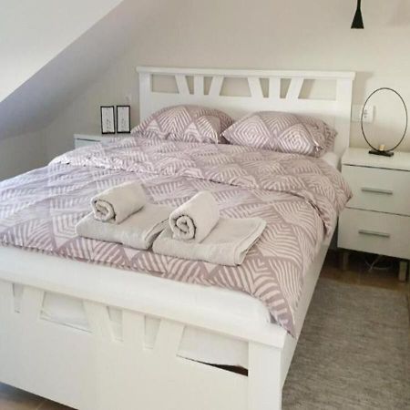 Lovely Apartments Free Street Parking Novi Sad Extérieur photo