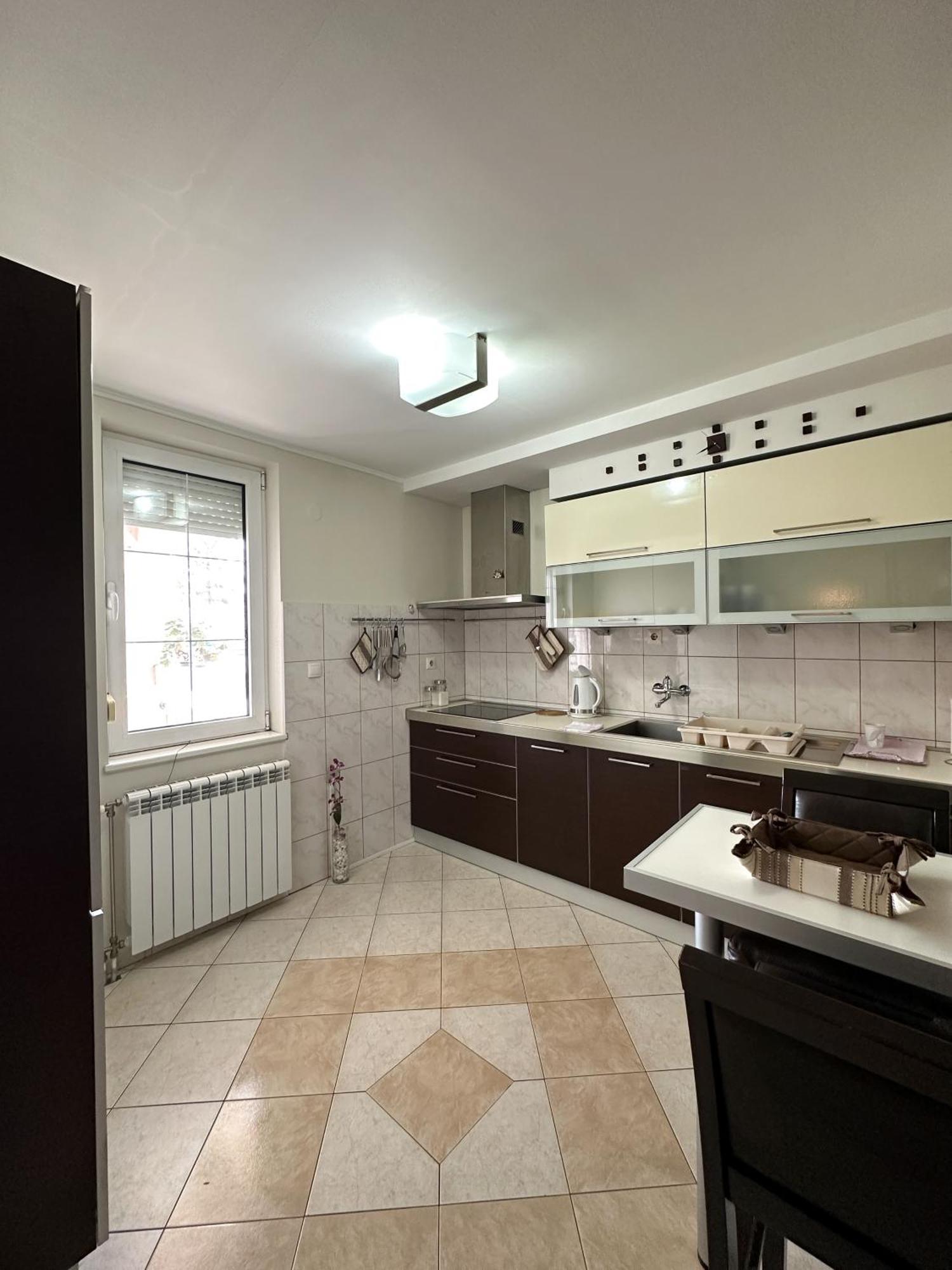 Lovely Apartments Free Street Parking Novi Sad Extérieur photo