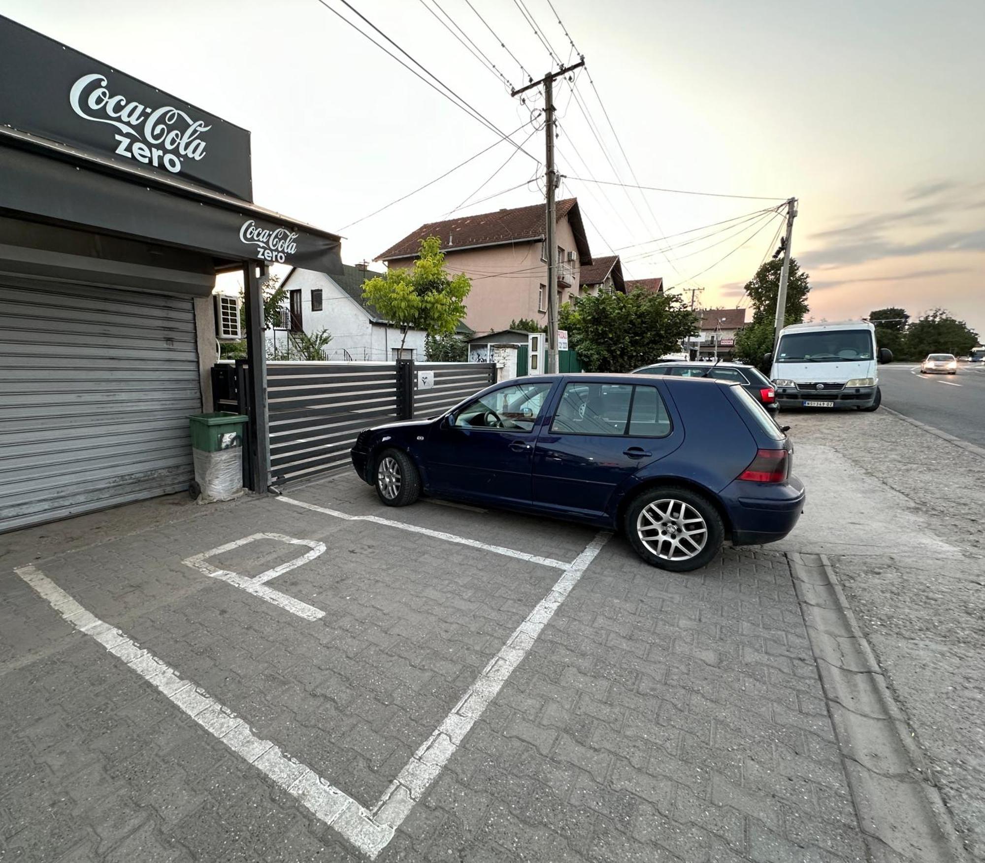 Lovely Apartments Free Street Parking Novi Sad Extérieur photo